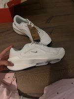 Nike Versair PRM White, side 44 New in Box!