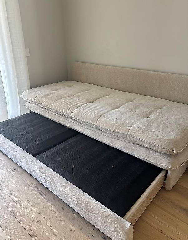 Divani: Schlafsofa Beige 2-3 Plätzer mit Bettfunktion & Stauraum – Usato da Oberwil-Lieli venduto da hbailer 2