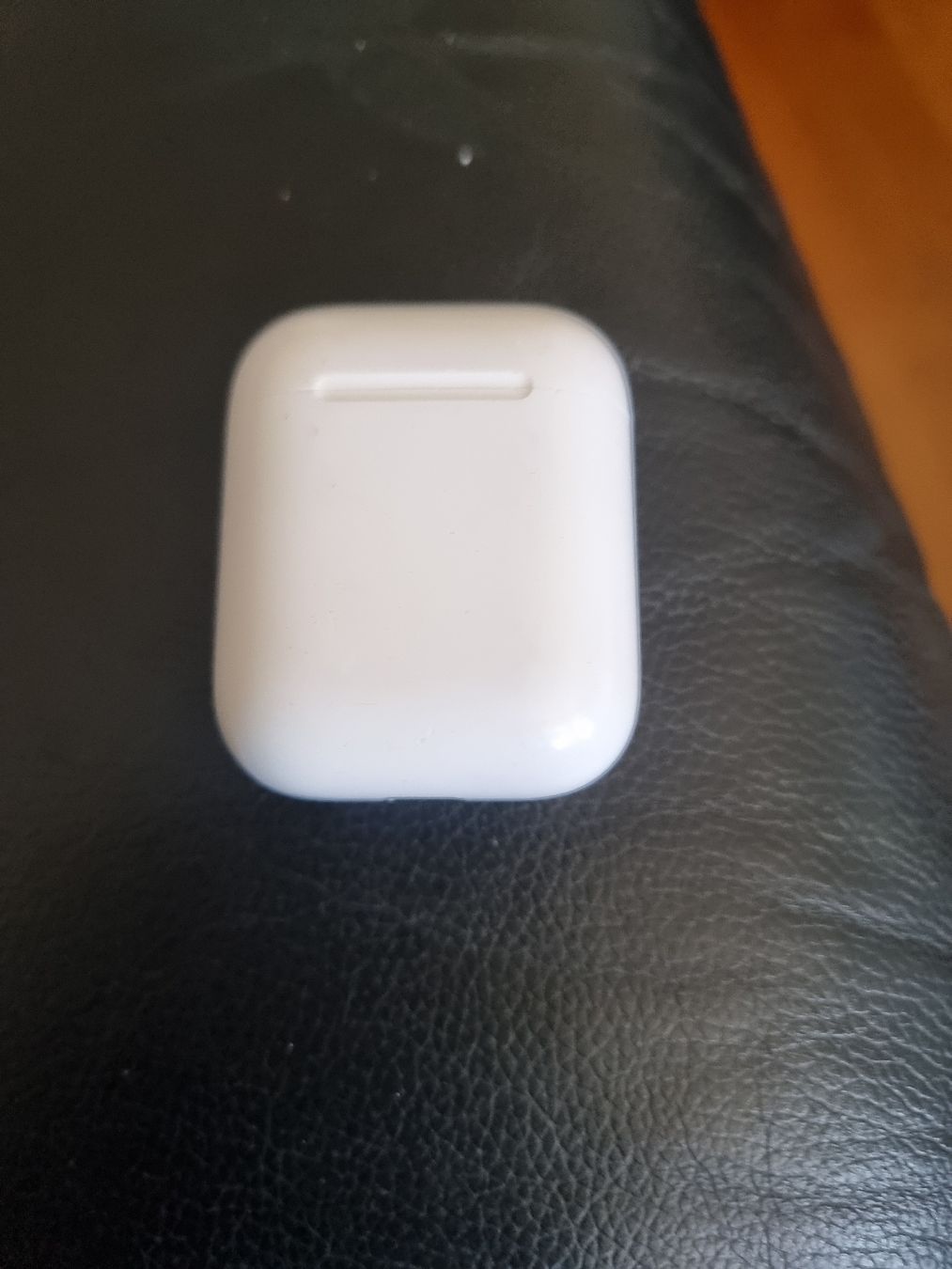 Apple Caricabatterie: Airpods case 1 Generation  Apple – Usato da Zürich venduto da Sigana 2