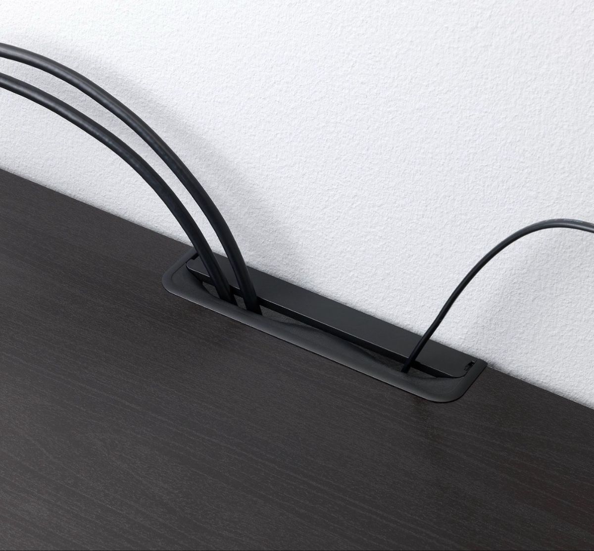 Ikea TV Möbel: TV Möbel Ikea Besta schwarz – Gebraucht aus Salgesch von cel_l7ks 2