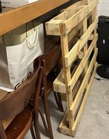 2 Holzpaletten zu verschenken
