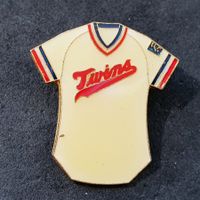 W880 - Pin T-Shirt Trikot L.A. Twins Minnesota Baseball