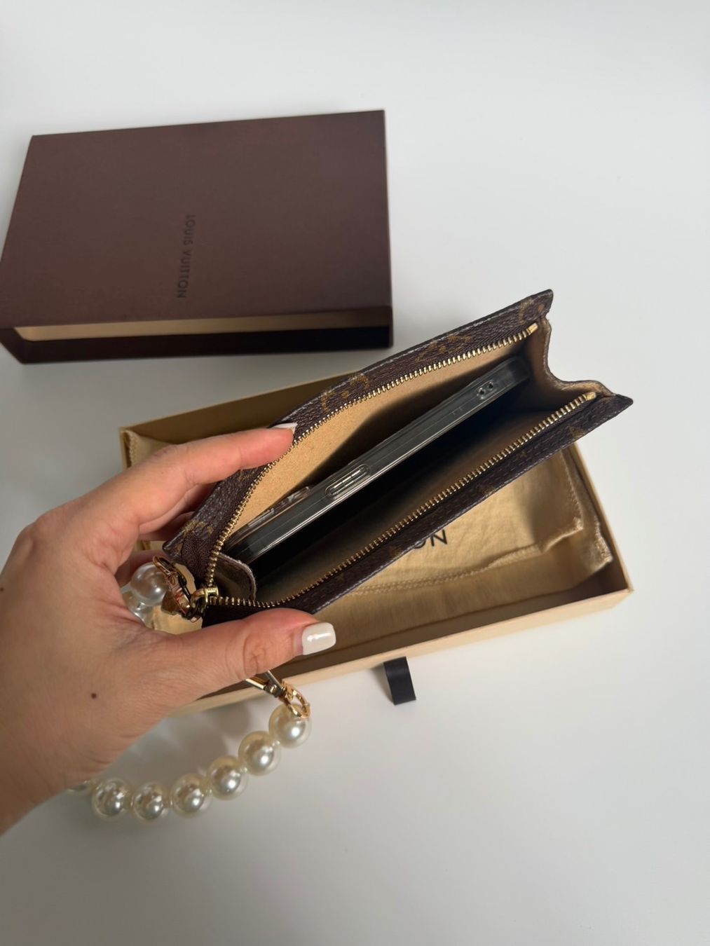 Louis Vuitton Sacs: Louis Vuitton toiletry pouch pm – D'occasion à Buch am Irchel par Pukpan_99 4