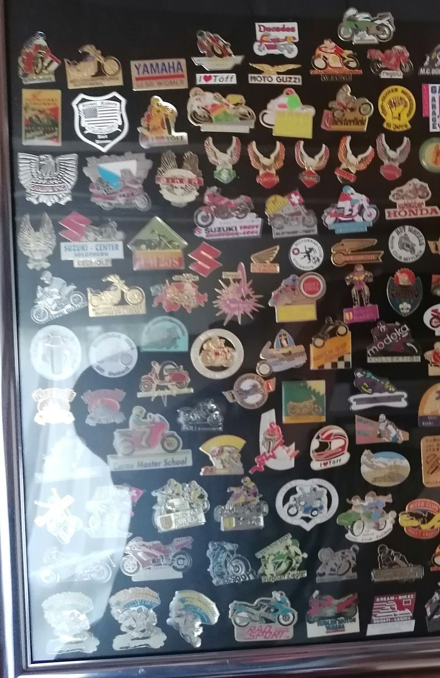Placchette & Badge: Riesensammlung Motorrad Pin – Usato da Messen venduto da renklever 1