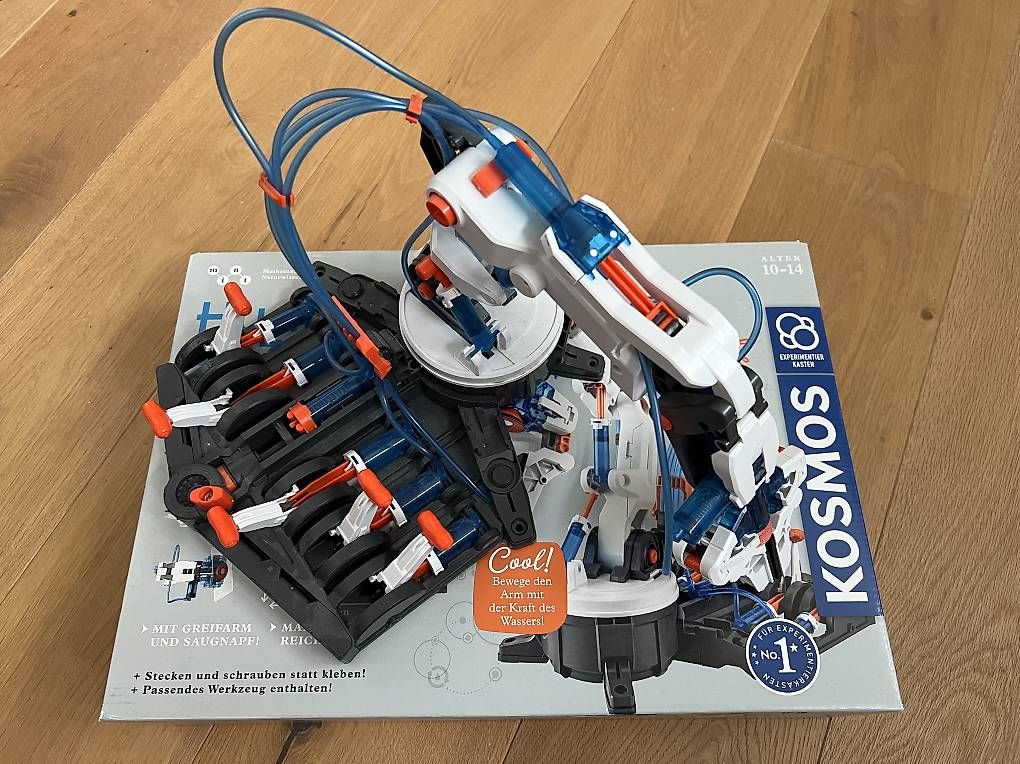 Giocattoli: Kosmos Hydraulik-Arm – Usato da Widnau venduto da nlw_flb8