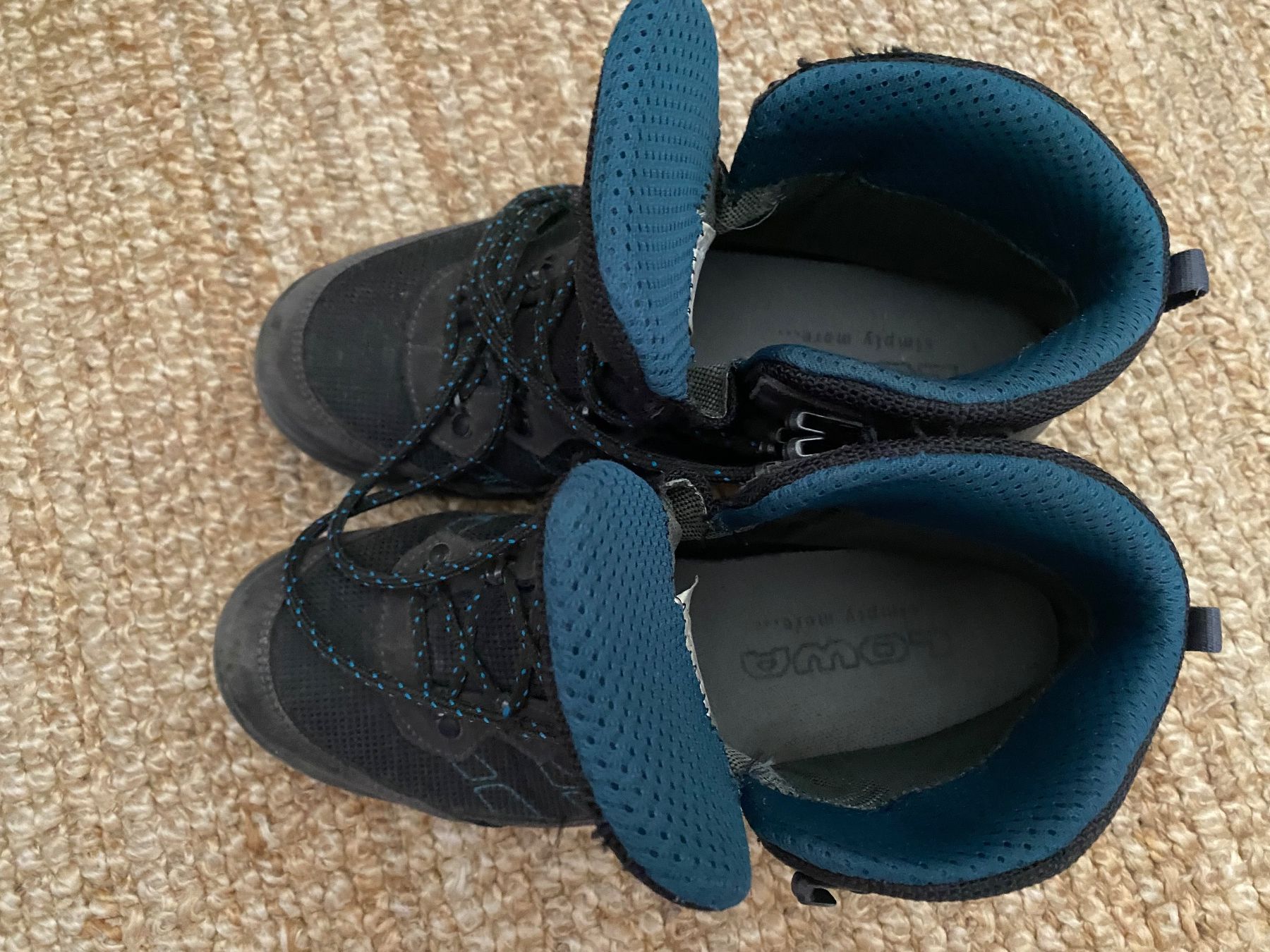 Lowa Damenschuhe: Chaussure de marche Lowa 40 – Gebraucht aus St-Blaise von zelie_3 3
