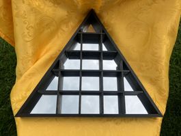 Vetrinetta triangolare con specchio da muro