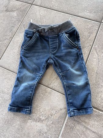 Jeans Gr 74 neuwertig