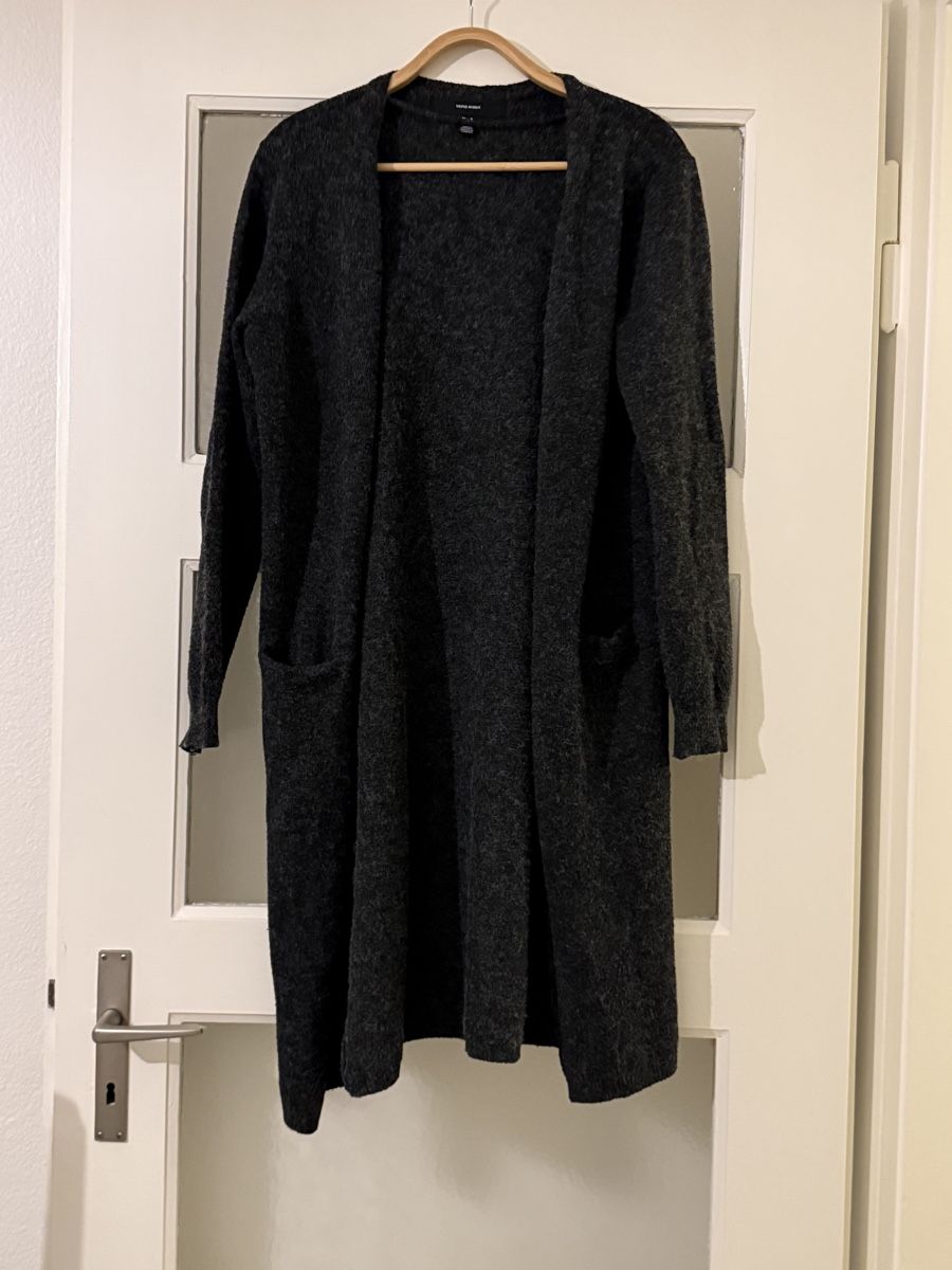 Vero Moda Jacken: Dunkelgraue Strickjacke von Vero Moda, Grösse M – Neu (gemäss Beschreibung) aus Basel von zukk_