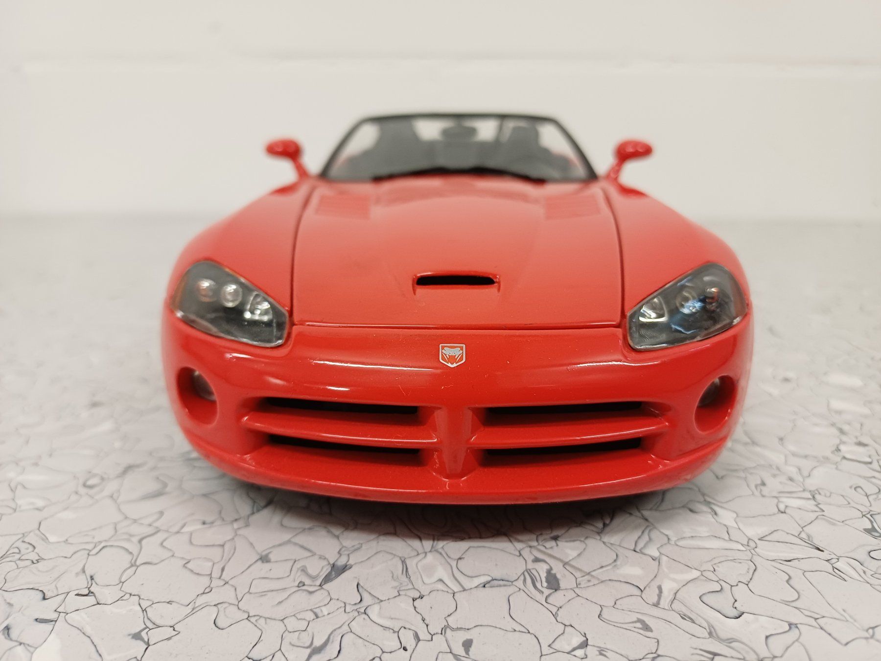 Hot Wheels Voitures modèles: Dodge Viper Roadster (1:18) – D'occasion à Niederhasli par ZZoki 1