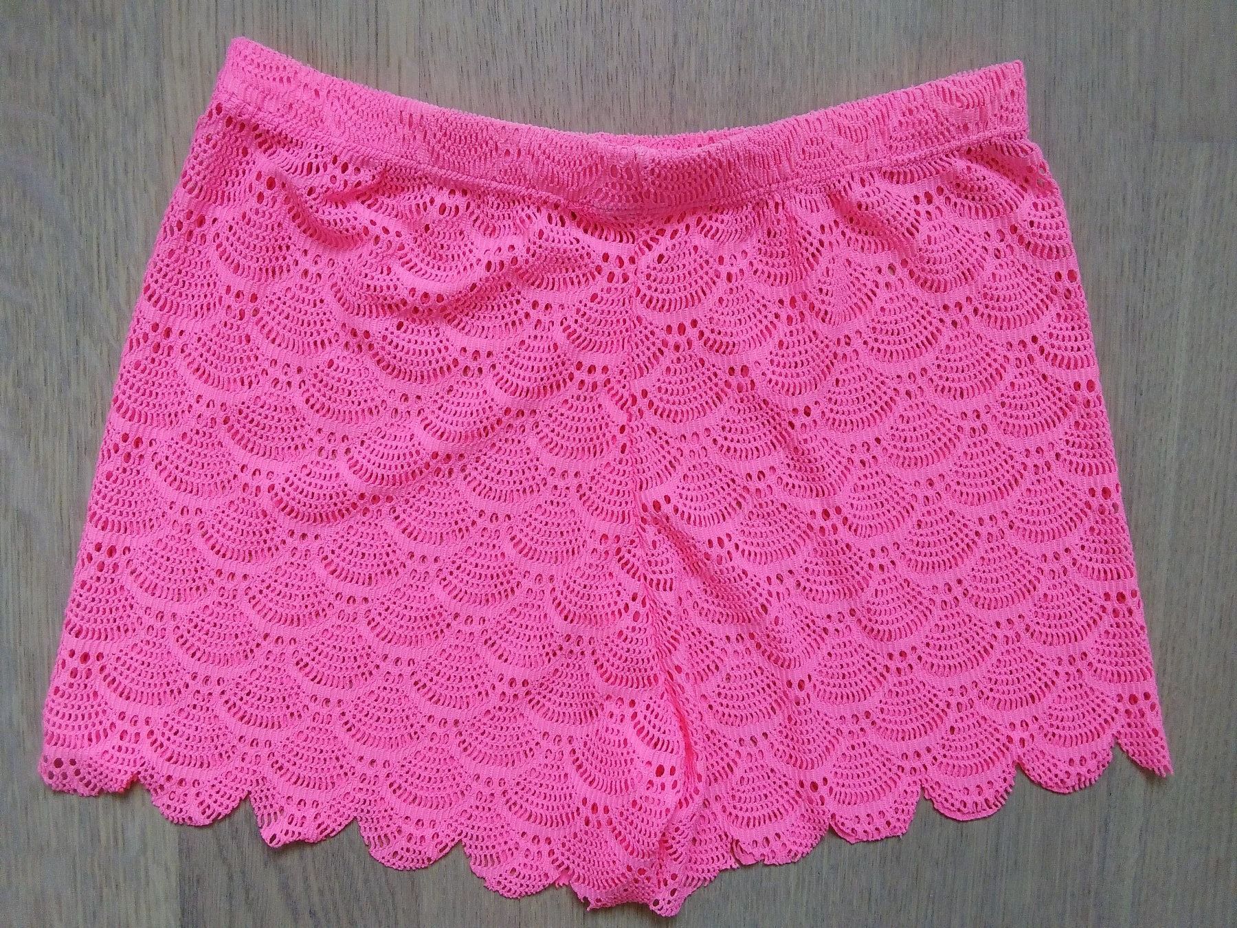 Costumi da bagno & Bikini: Bikini und Strand-Hose Gr.XS/S – Nuovo (secondo la descrizione) da Gossau SG venduto da Black-Queen 3