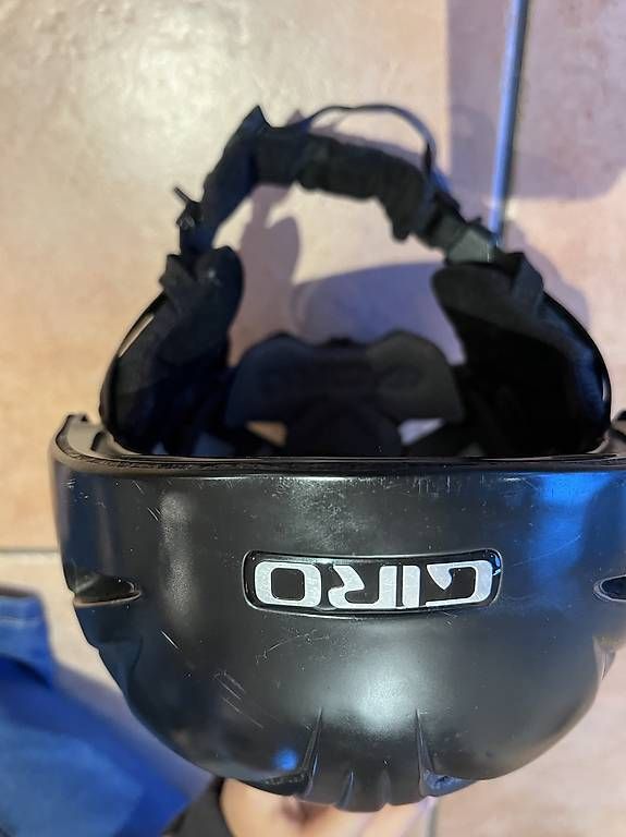 Caschi: Skihelm Giro 56-59cm – Usato da Schmitten FR venduto da FAJost 2