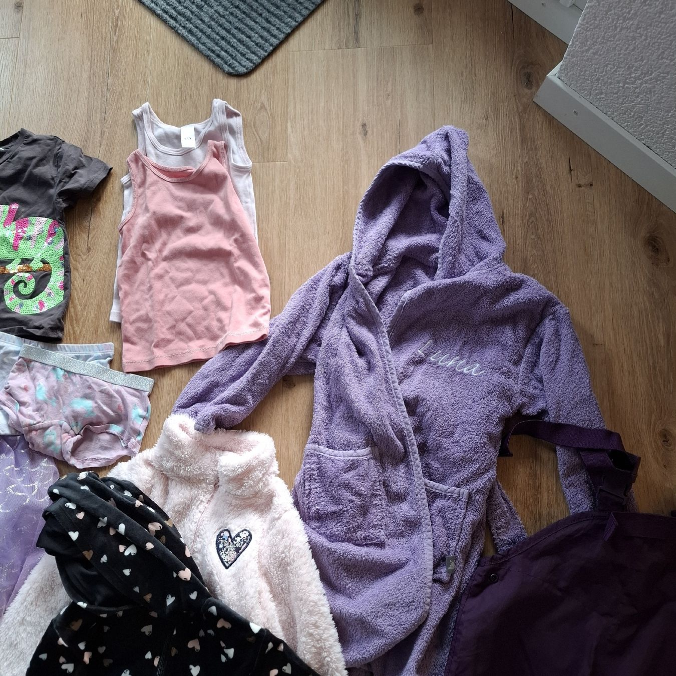 Ensembles coordonnés: Kinder Kleider Set Mädchen Grösse 98 – D'occasion à Bülach par JAYA379 5