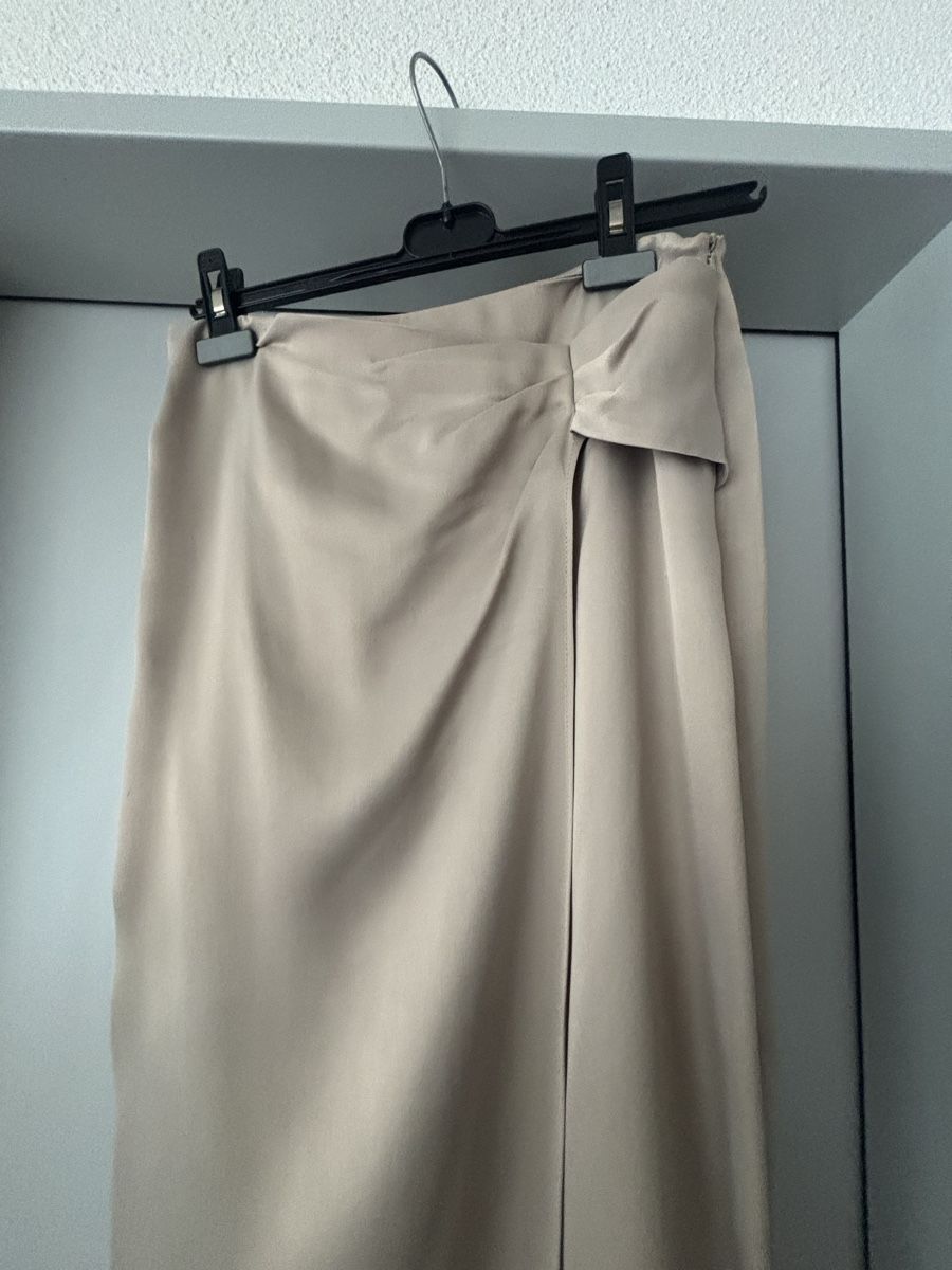 Zara Gonne: Rock Gr.38 von Zara – Usato da Zug venduto da Biki72