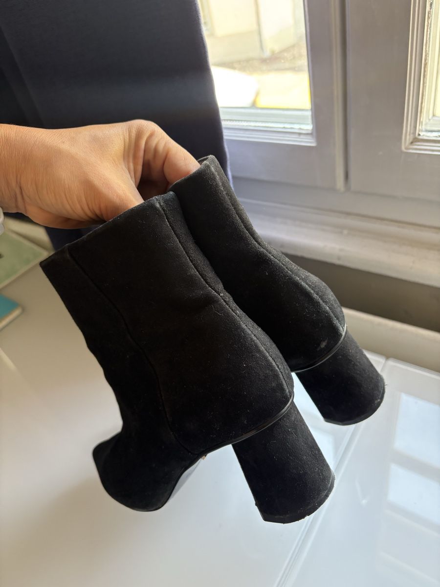 Scarpe da donna: Stiefeletten in Wildlederoptik Gr. 37 – Usato da Grüningen venduto da Nickyemolient 2