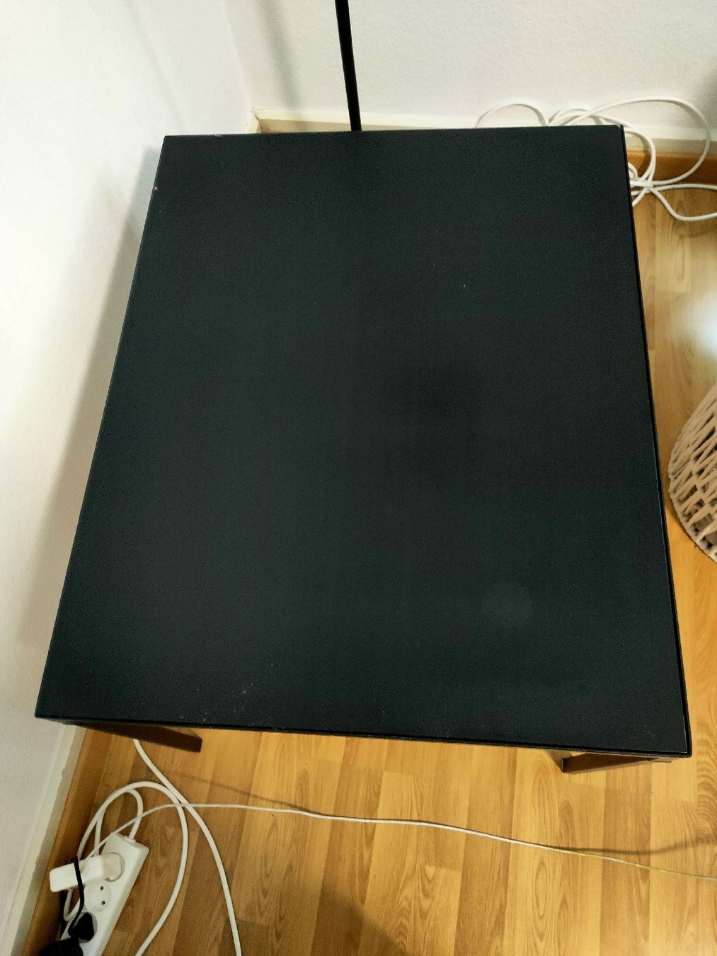Tische: Black table 65x60 – Gebraucht aus Zürich von mar_dl57 1