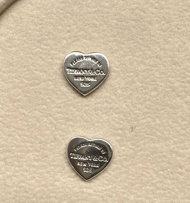 Ohrringe & -stecker: Tiffany & Co Herz-Ohrstecker in Silber – Gebraucht aus Allschwil von nic_6yf6 1