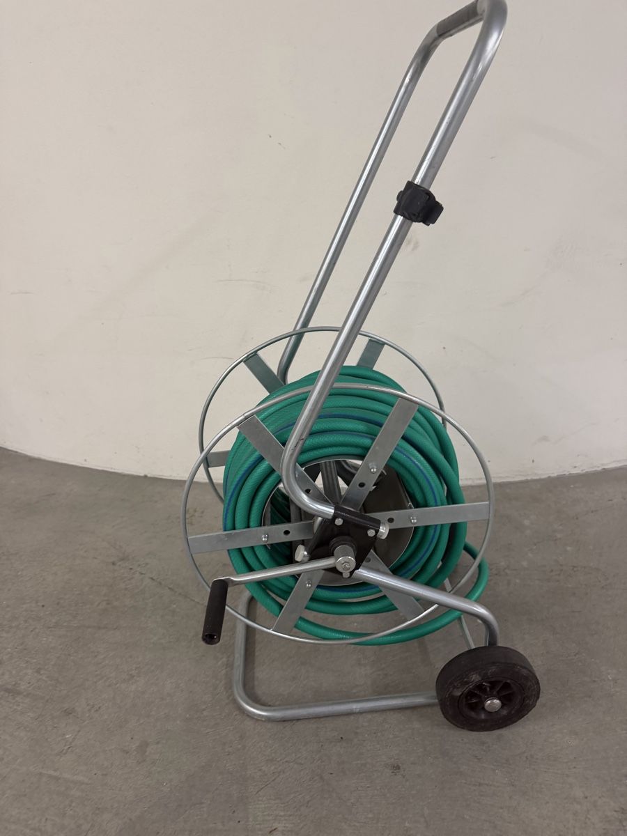 Tubi & Tubi flessibili: Gartenschlauch mit Wagen ALBA 24 Meter  – Usato da Zürich venduto da joyfulgrace