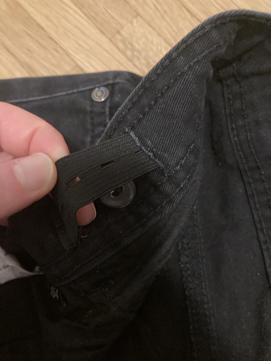 Pantaloni: Schwarze Hose – Usato da Urtenen-Schönbühl venduto da alessibas 5