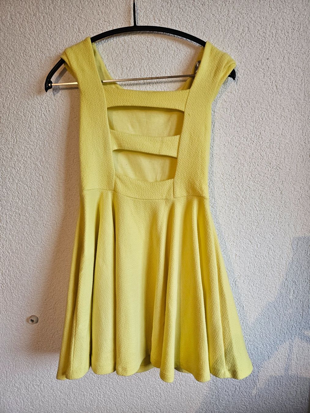 Vestiti & Gonne: Gelbes Kleid Gr. 140 – Usato da Staffelbach venduto da Frisco77 2