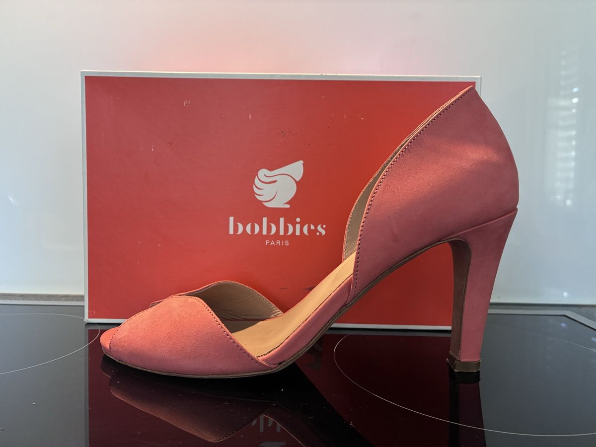 Scarpe da donna: Escarpins de Bobbies – Usato da Lausanne venduto da lewis04