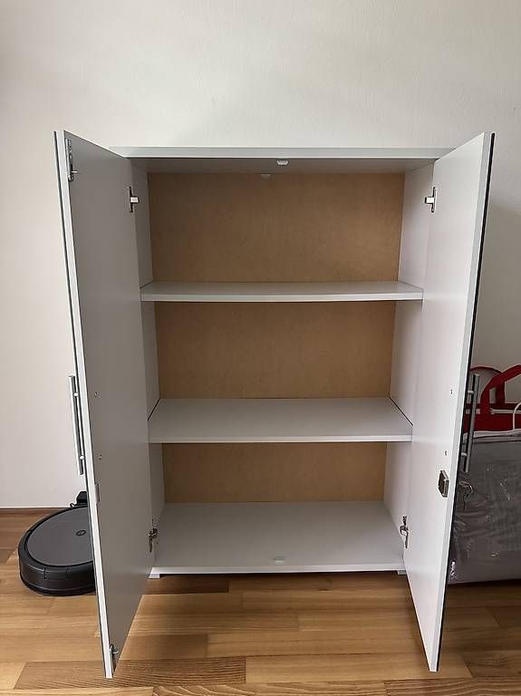 Armadi: Aktenschrank – Usato da  venduto da  1