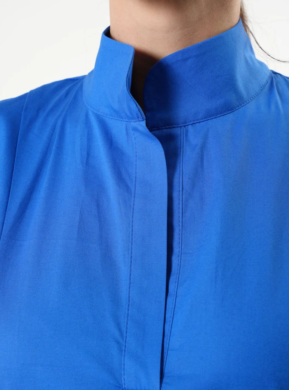 Vestiti: Königsblaues Designerkleid - Kurzarm – Nuovo e nell'imballaggio originale da Zürich venduto da Naebeli 4