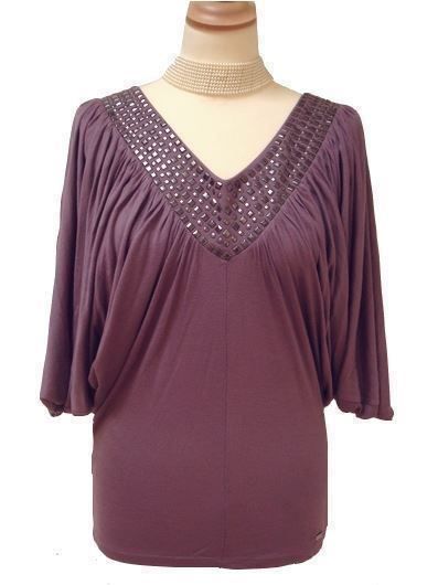 Guess Top: Guess - Neues Top mit Nieten - Grösse M – Usato da Zofingen venduto da Justizia_01
