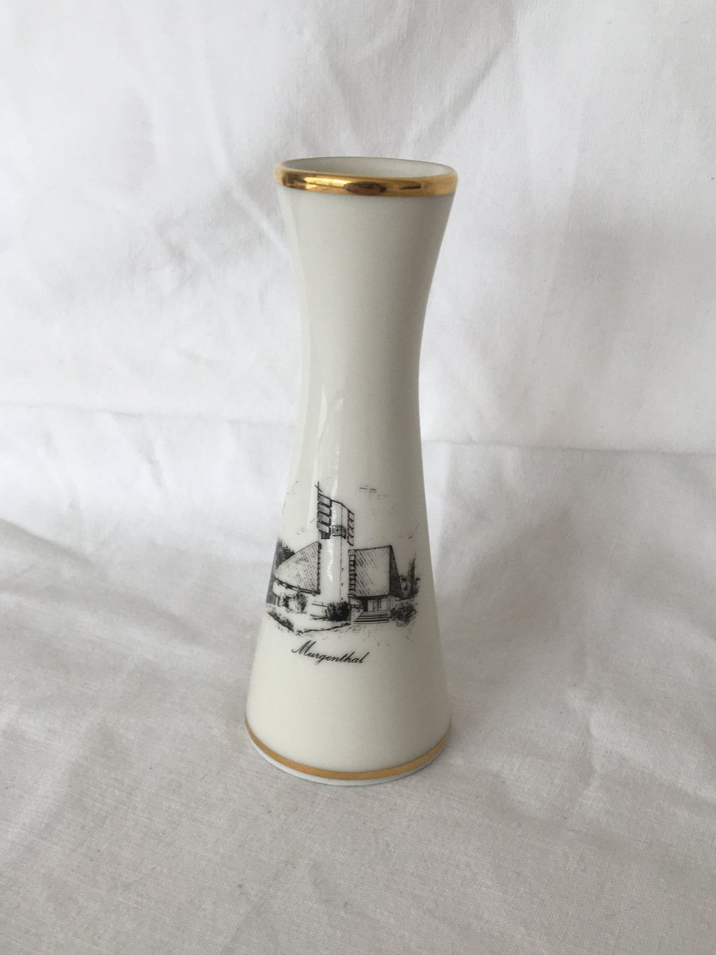 Vasi & Recipienti: Blumenvase mit Murgenthaler Kirchen Motiv – Usato da Bergdietikon venduto da Werkler33