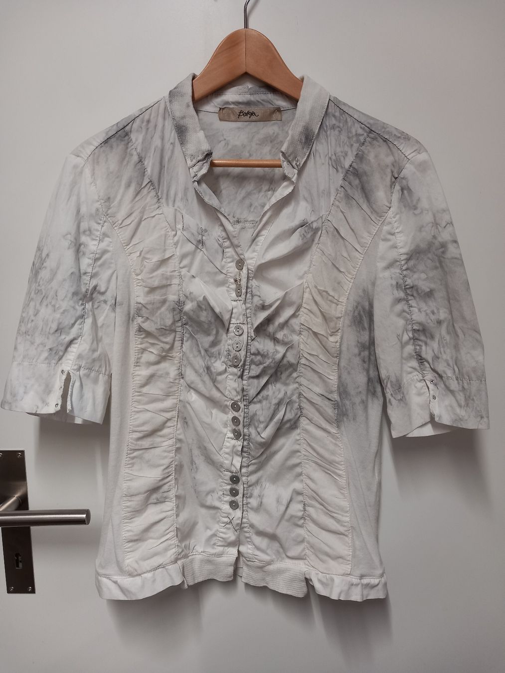 Camicette: Bottega Bluse Gr.S/M hellgrau, Strass – Usato da Gwatt (Thun) venduto da umwelt-brocki