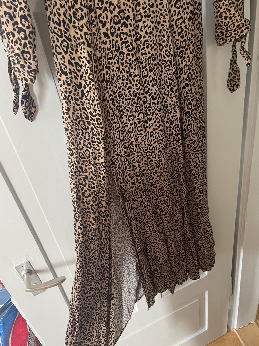 Reformation Kleider: Reformation leopard Maxikleid – Neu (gemäss Beschreibung) aus Zürich von M500ZH 3