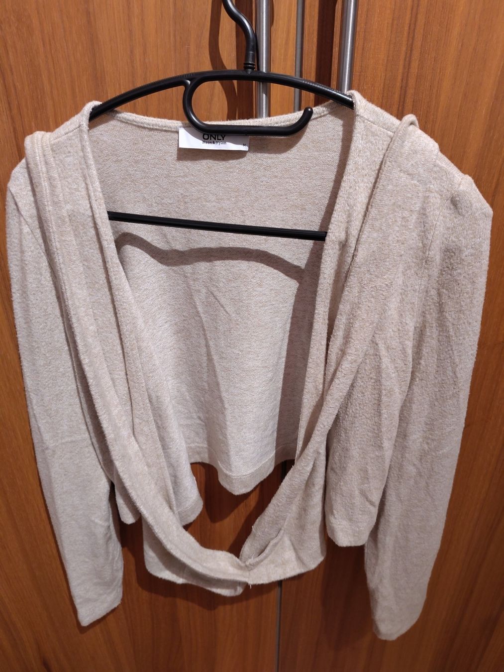 Only Giacche: Jäckchen / Cardigan – Usato da Bern venduto da Linii 1