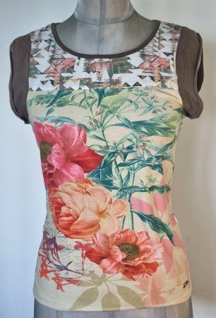 S 34/36 SMASH! BARCELONA spanisches Designer T-Shirt floral