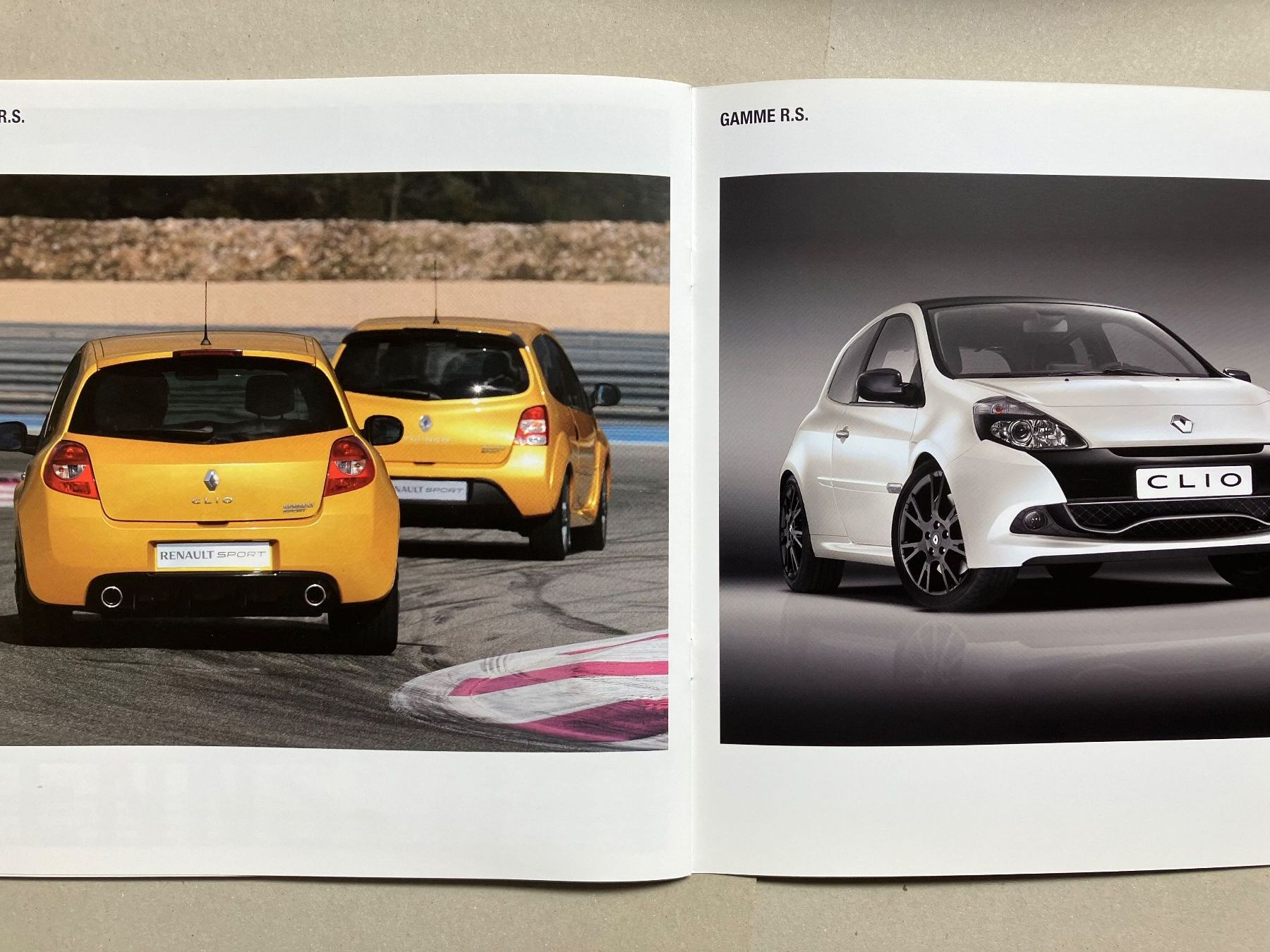 Renault Autos: Renault Sport-Programm - Original-Prospekt – Neu (gemäss Beschreibung) aus Malans GR von Chueche427 9