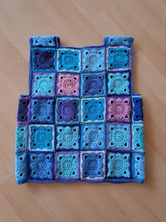 Häkelweste im Granny Square Look, handmade, Grösse S