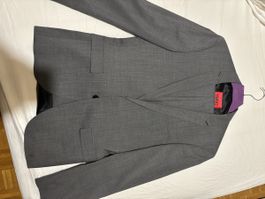 Costume HUGO BOSS gris taille 46 bon état