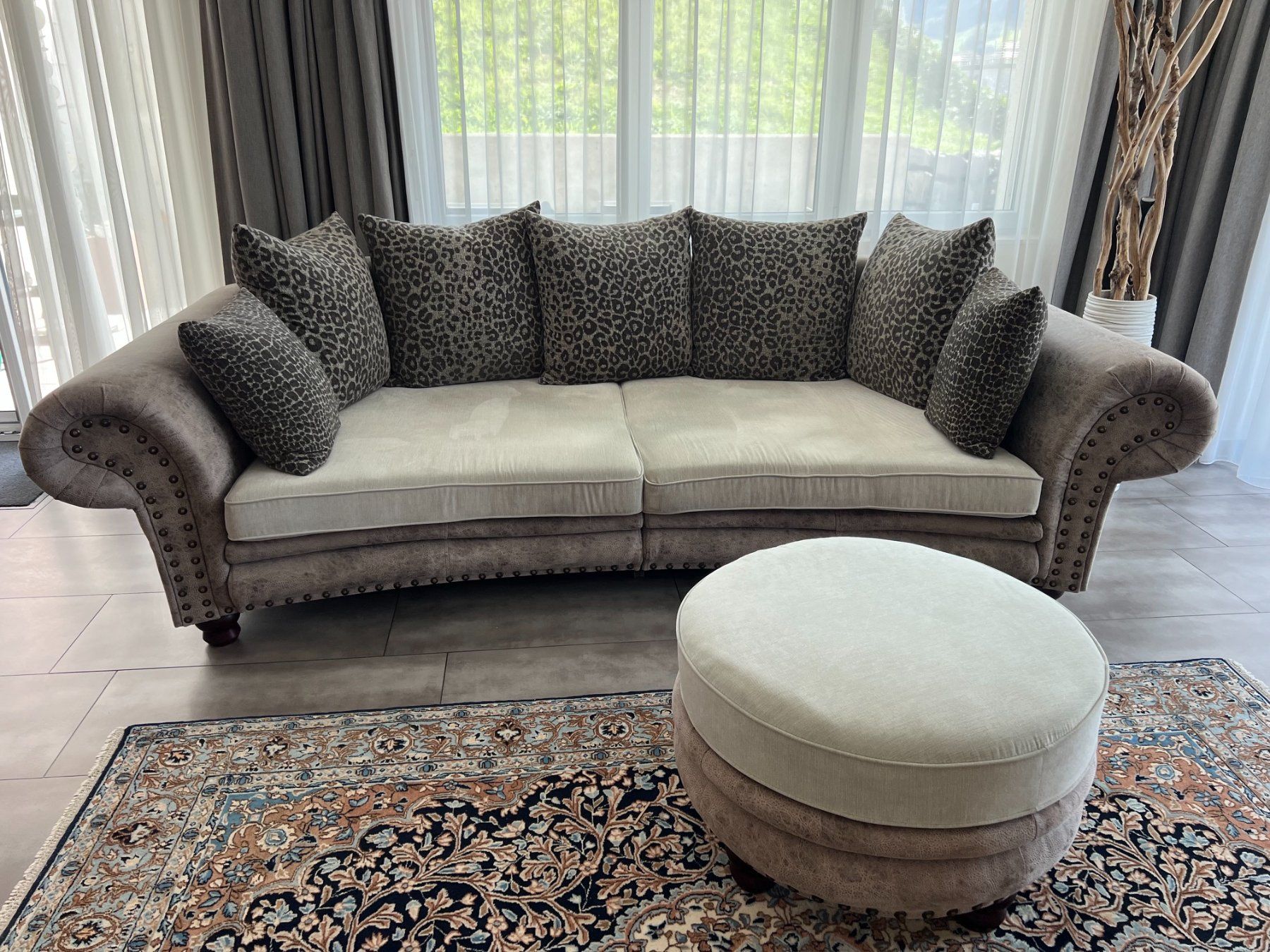 Sofas: Sofa mit Hocker – Gebraucht aus Appenzell von Pamela9050