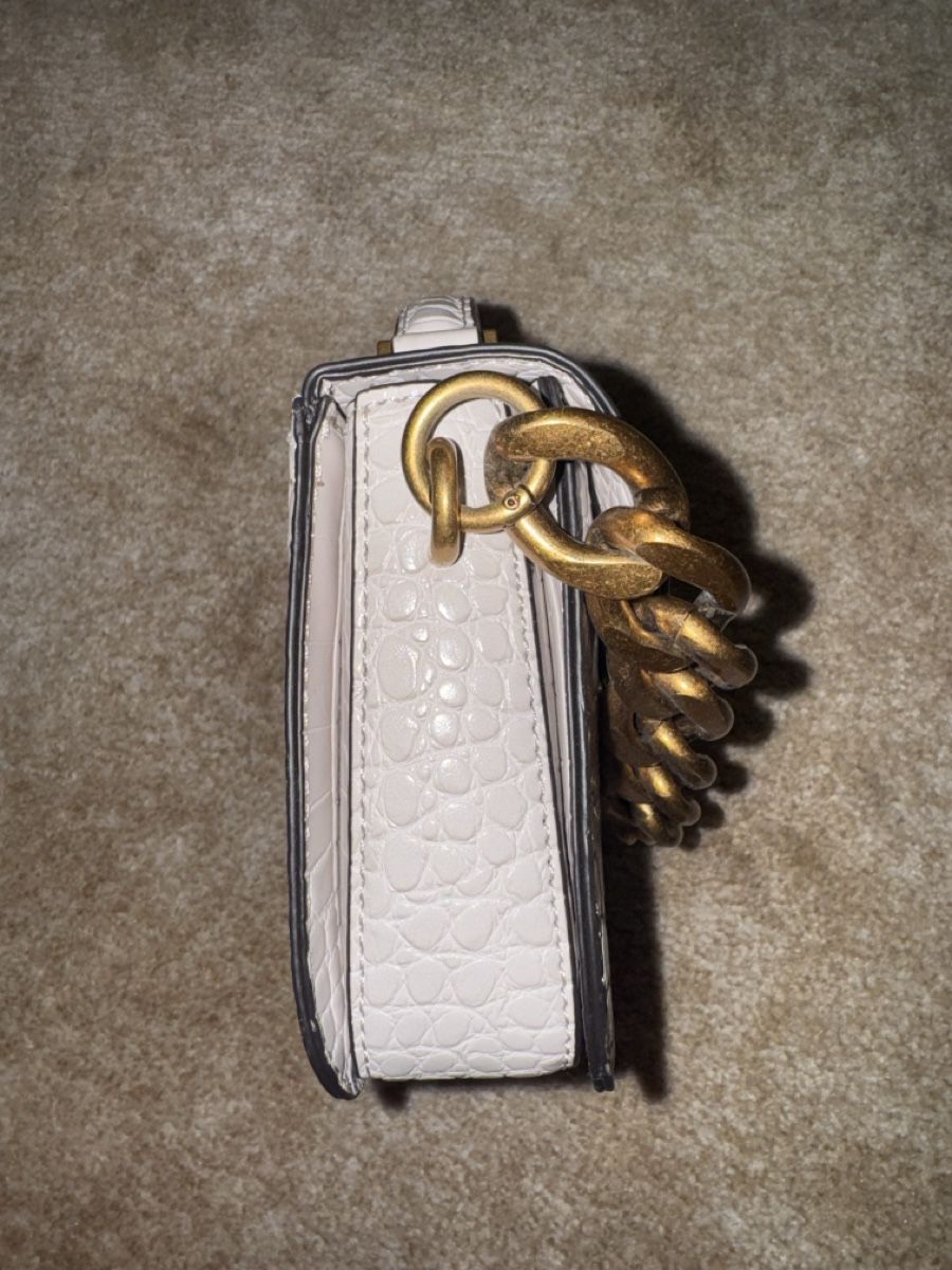 Guess Borse da donna: Guess Tasche in Creme Farbe – Nuovo (secondo la descrizione) da Adlikon b.Regensdf venduto da mas_v5jm 2