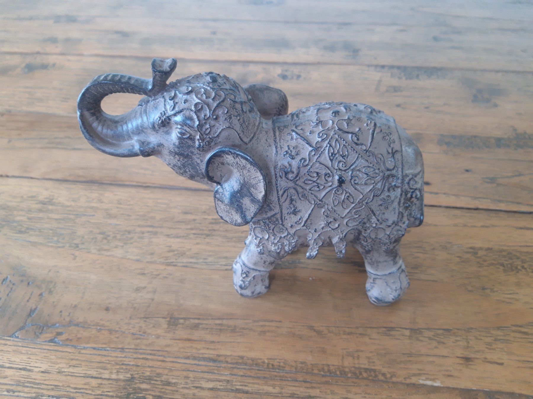 Statuette: Ornament Boho Ethno Orient Elefant Figur – Usato da Feuerthalen venduto da tanatha_st