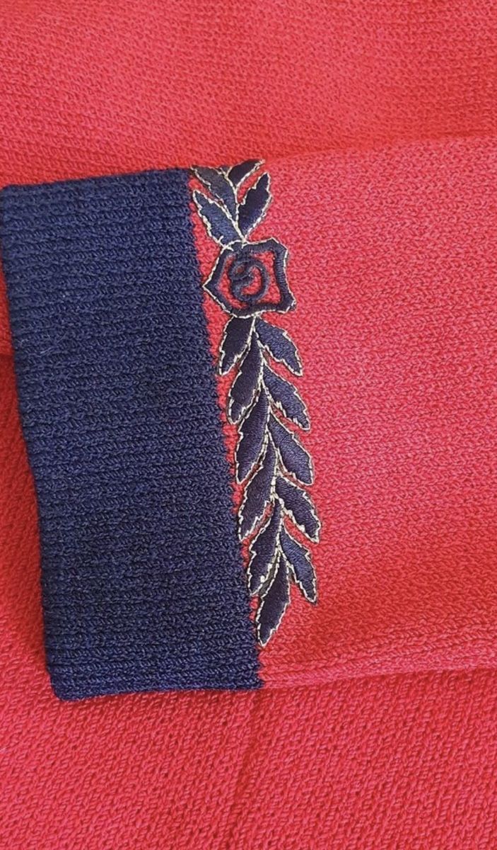 Escada Giacche: Escada Wool Jacket, Size 36, Red/Navy 50 – Nuovo (secondo la descrizione) da Glis venduto da lus_sx55 5