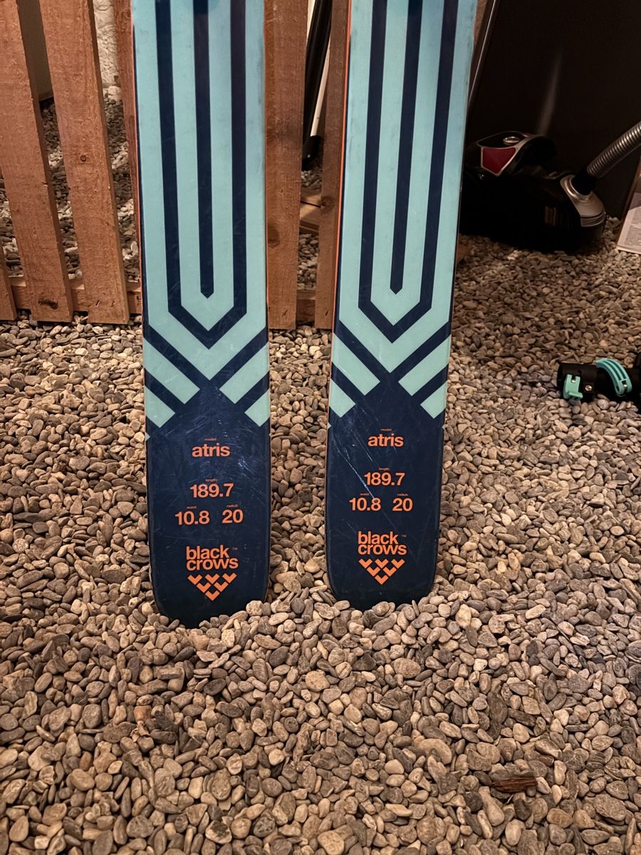 Black Crows Skis: Ski Black Crows atris  – Gebraucht aus Chenaux von len_s5l7 3
