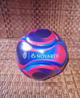 Kleiner FC Basel Fussball, Sammlerstück, Novartis, Neuwertig