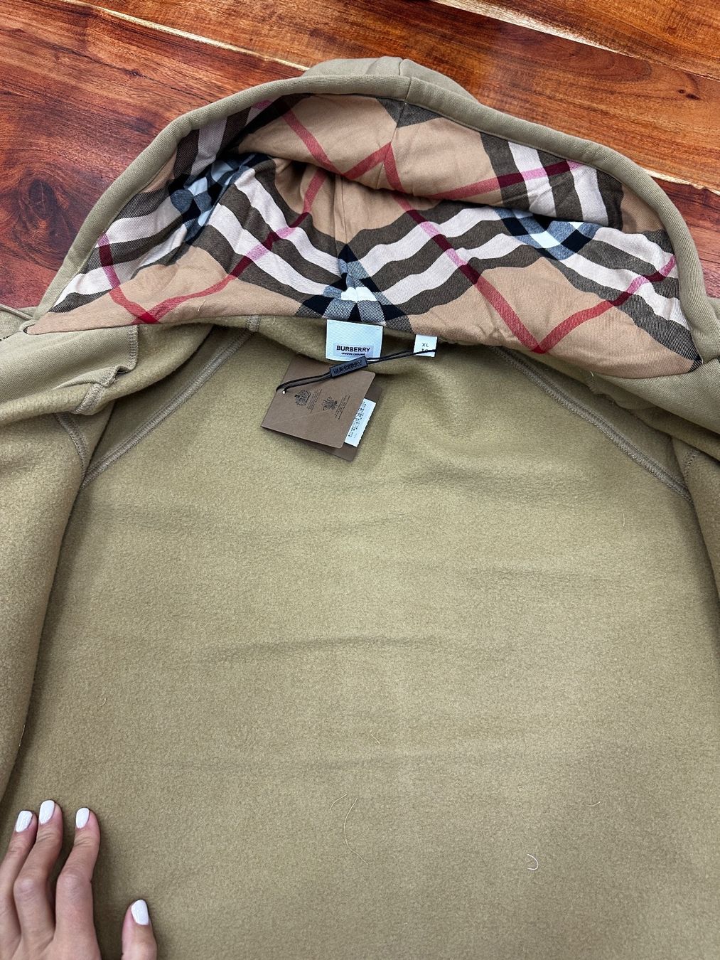 Maglioni & Felpe: Burberry Dame Pullover. NP 940.- – Nuovo e nell'imballaggio originale da Lachen SZ venduto da HelvetiaLuxury 5
