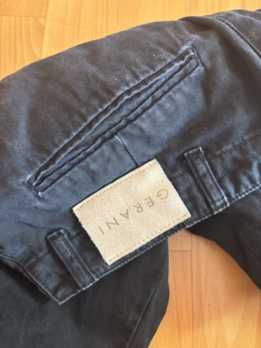Jeans: Gerani Slim Fit Pants – Usato da Chexbres venduto da doe_xns6 1