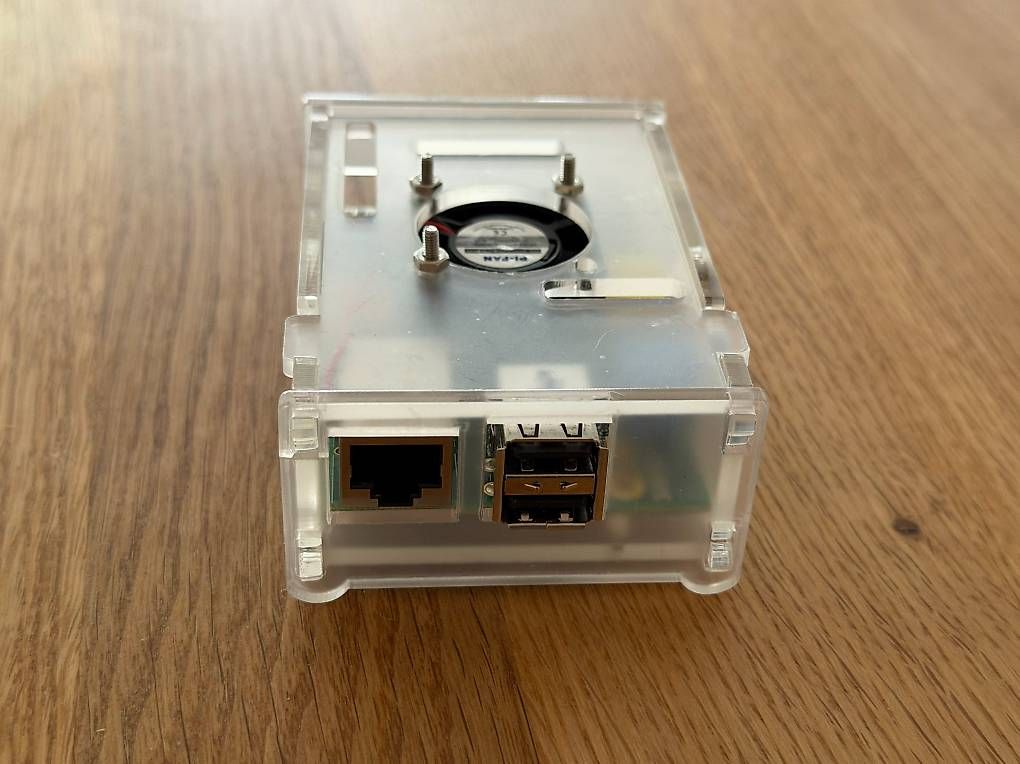 PC: Raspberry Pi 1 - Modell B - inkl. Gehäuse und Ventilator – Usato da Wil SG venduto da JoRaHa 1