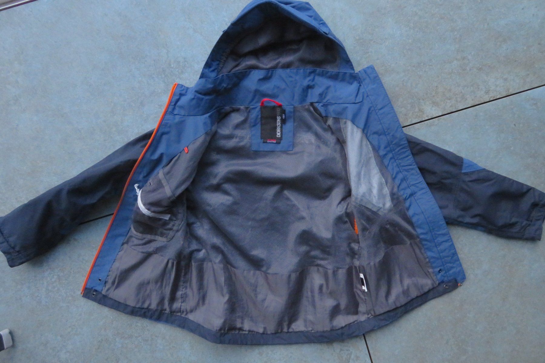 Didriksons Giacche & Cappotti: DIDRIKSONS Regenjacke Grösse 150 – Nuovo (secondo la descrizione) da Wil ZH venduto da Tamagy 1