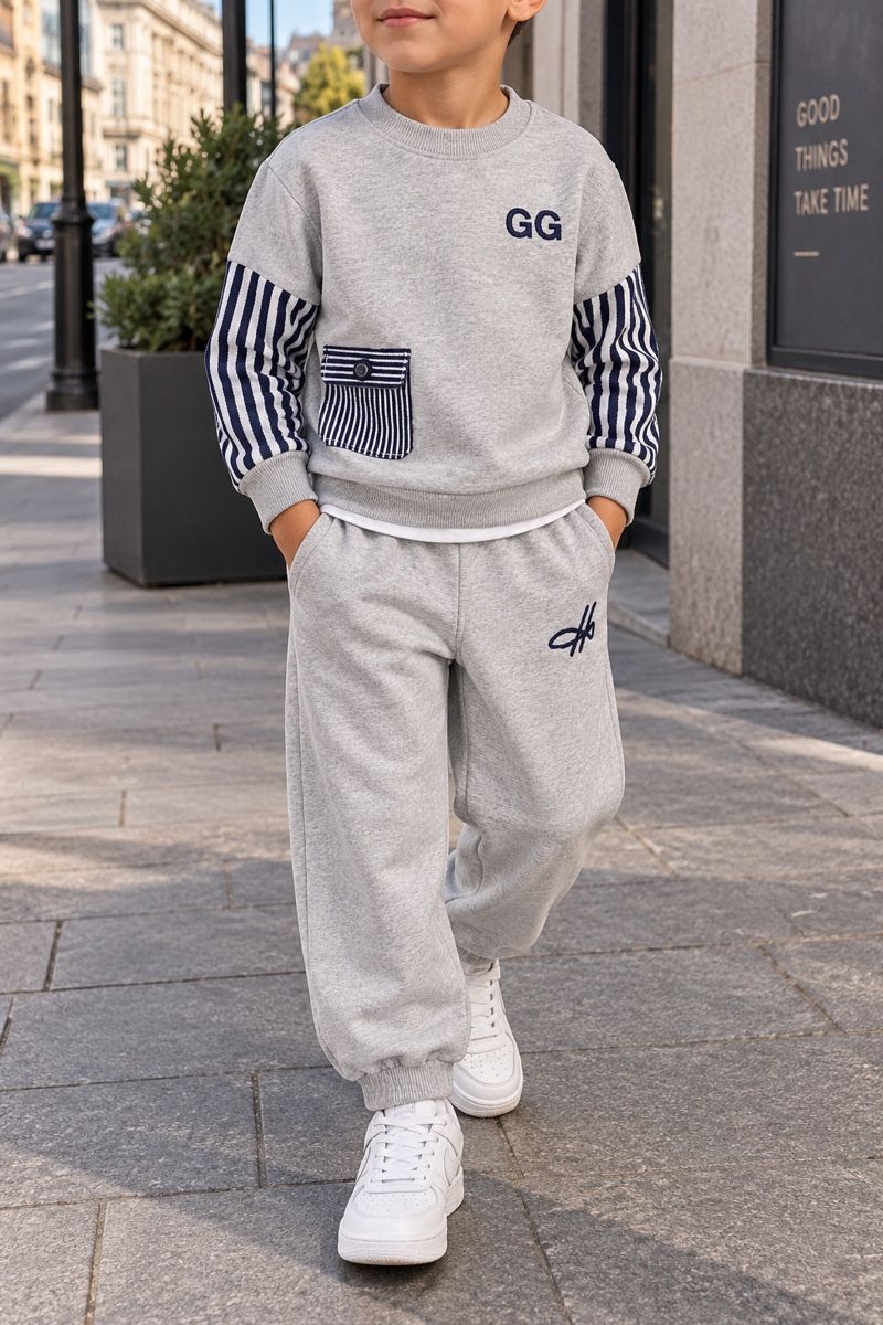 Completi: ENSEMBLE JOGGING ENFANT GRIS – Nuovo (secondo la descrizione) da Lausanne venduto da mar_6snp