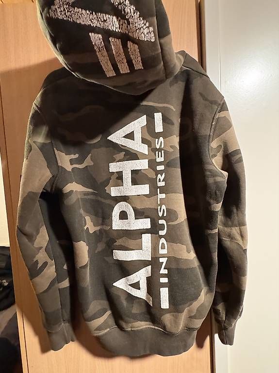 Maglioni & Felpe: Alpha Industries Hoodie  – Usato da Bad Ragaz venduto da mor_d7kw 2