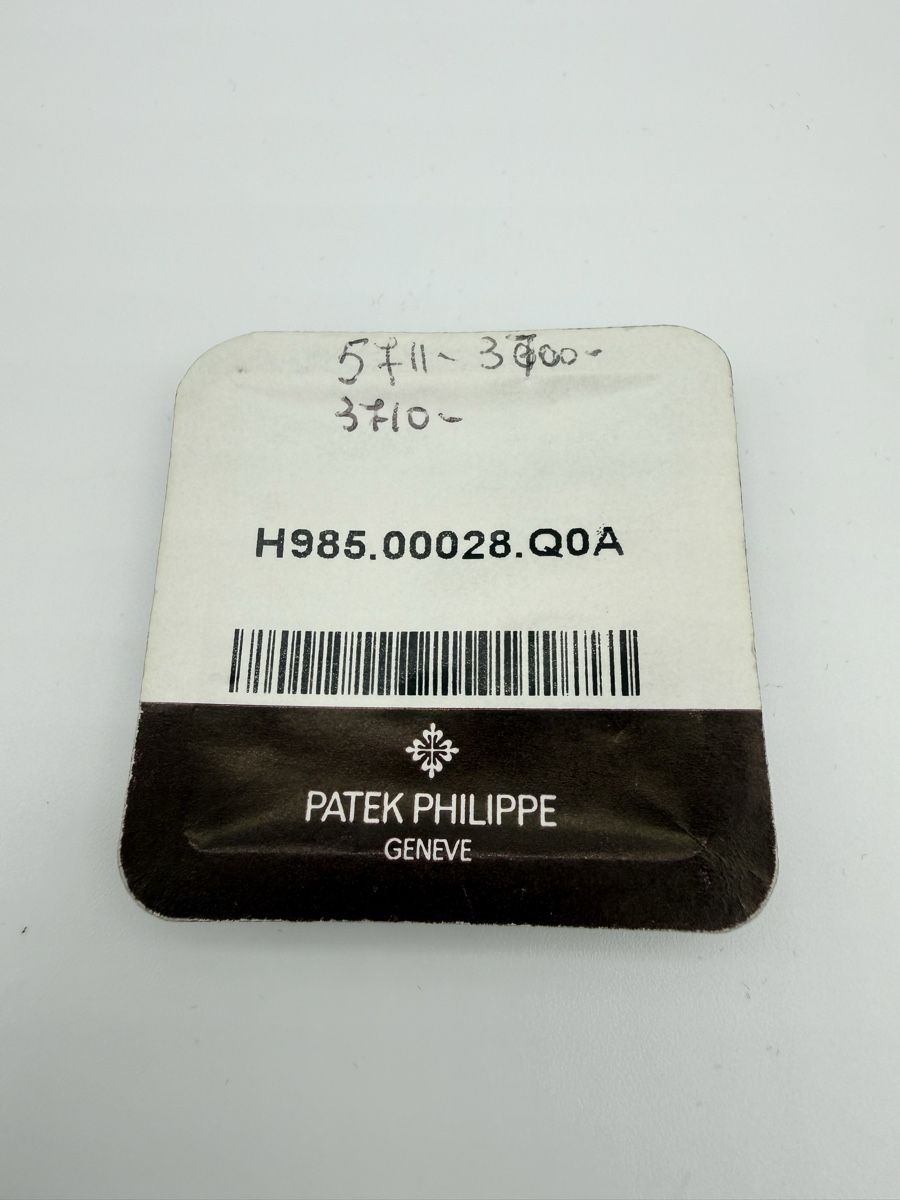 Patek Philippe Orologi: PATEK PHILIPPE NAUTILUS WATCH BEZEL RUBBER WATERPROOF RING G – Nuovo e nell'imballaggio originale da Lugano venduto da Superstudiolugano