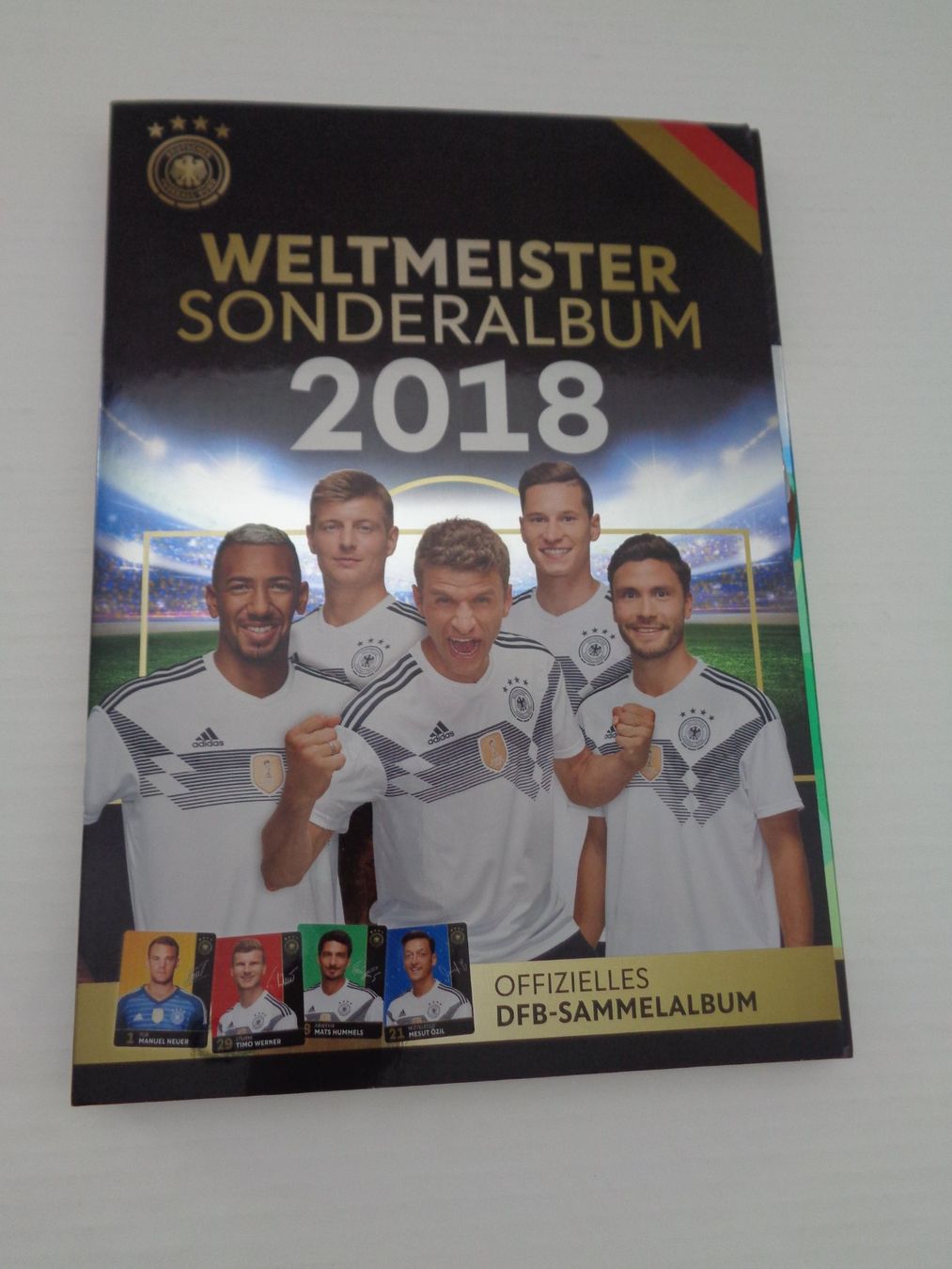 Alben: Fussball Deutschland - Weltmeister Sonderalbum 2018 – Gebraucht aus Chur von Oregano1